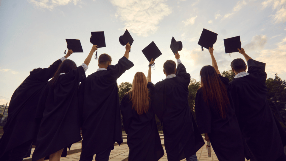 Deciding when to start a PhD is crucial for your academic journey, as it shapes your research path and ultimately leads to the rewarding moment of convocation.